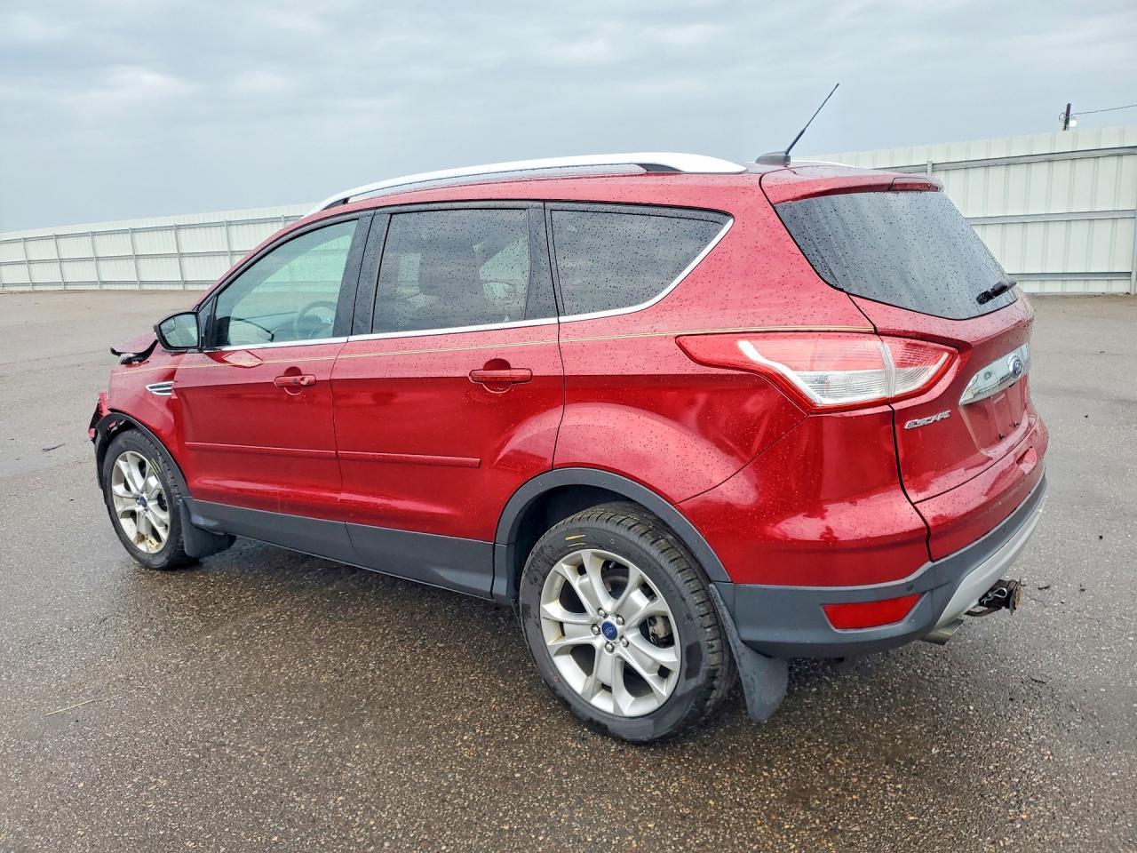2015 Ford Escape Titanium - Image 2