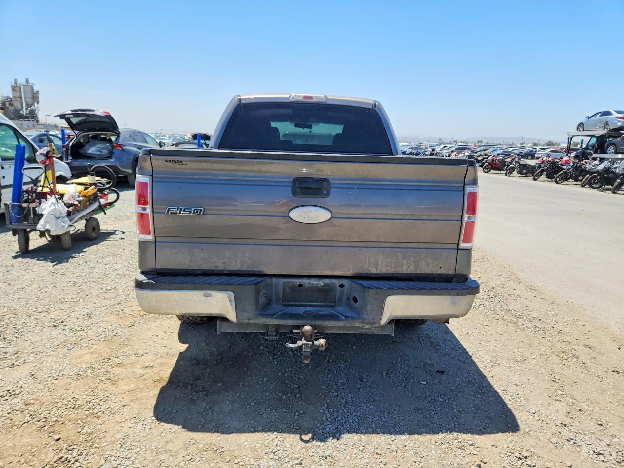 2010 Ford F150 Supercrew - Image 6