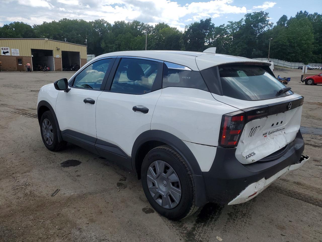 2025 Nissan Kicks S - Image 2