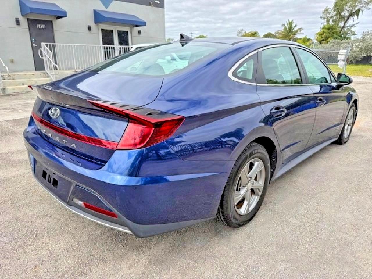 2021 Hyundai Sonata Se - Image 3