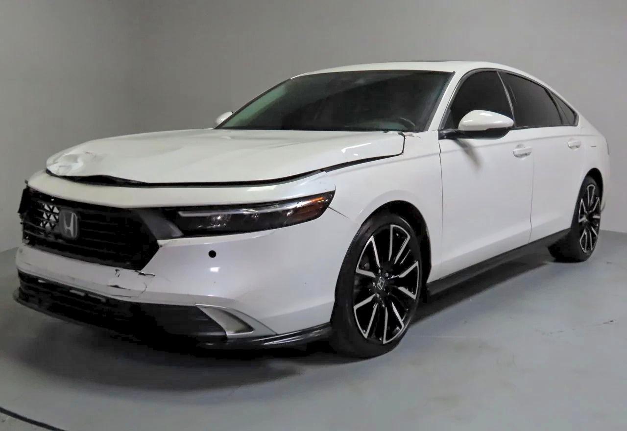 2024 Honda Accord Touring Hybrid - Фото 2