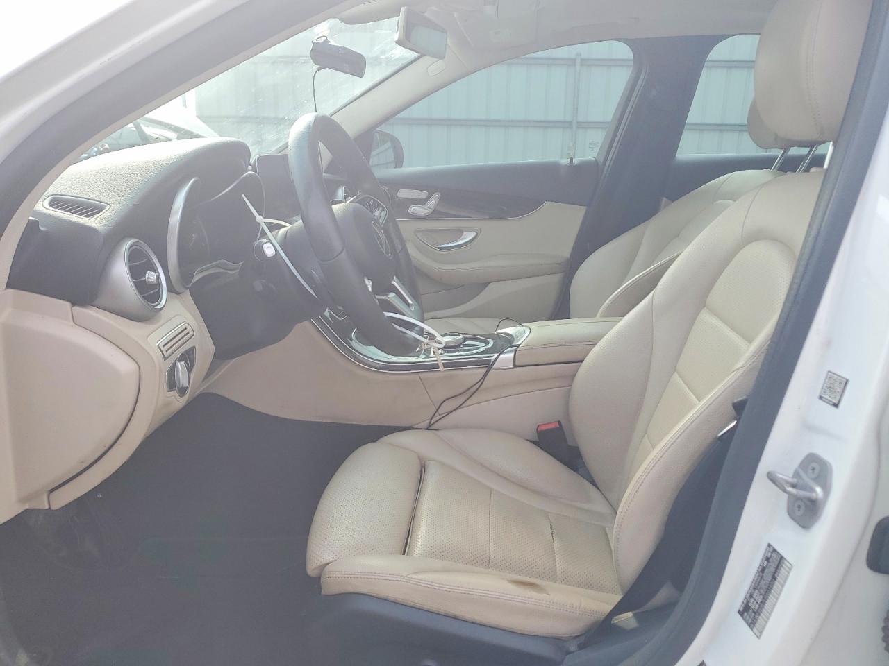 2020 Mercedes-Benz C 300 - Фото 7