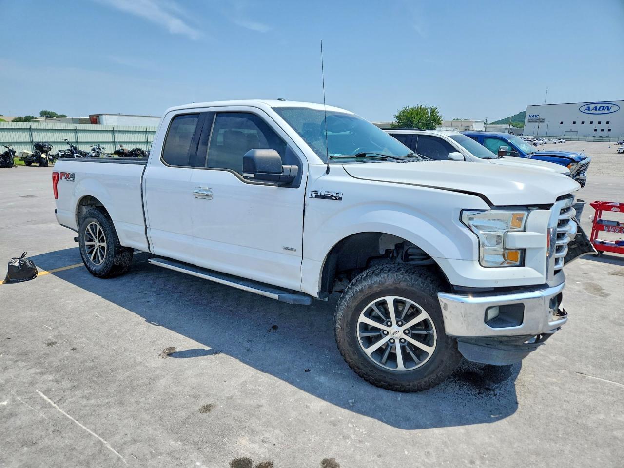 2015 Ford F150 Super Cab - Фото 4