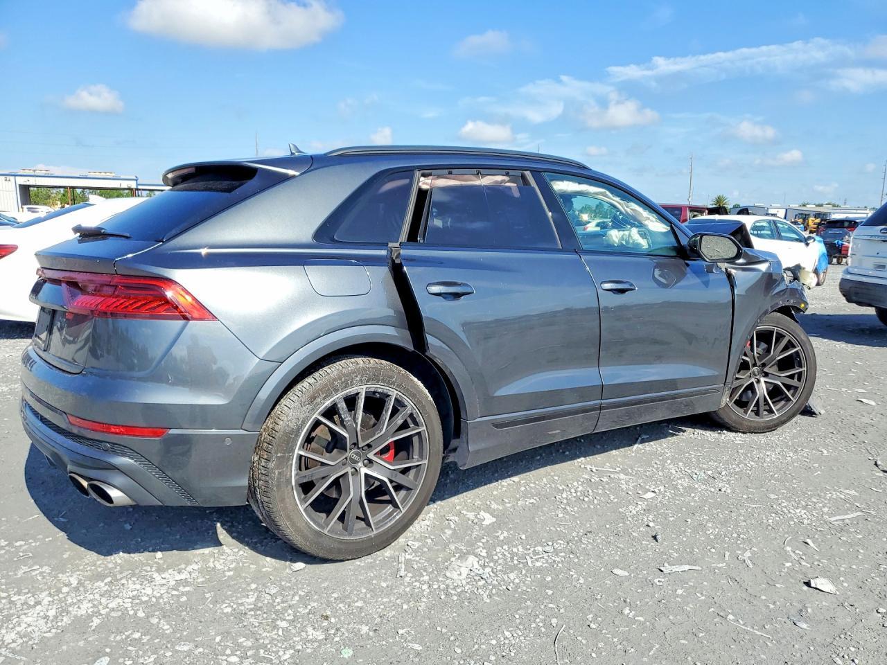 2022 Audi Sq8 Prestige - Фото 3