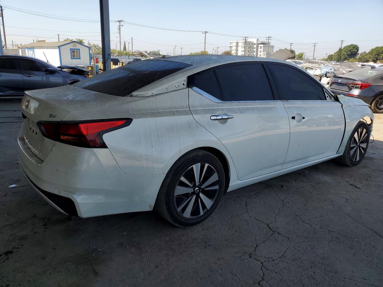 2021 Nissan Altima Sv - Фото 3