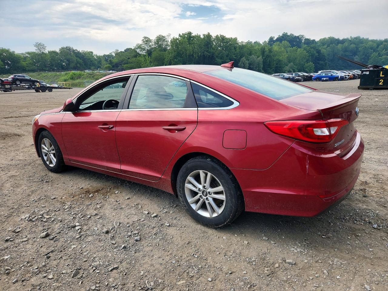 2016 Hyundai Sonata Se - Фото 2