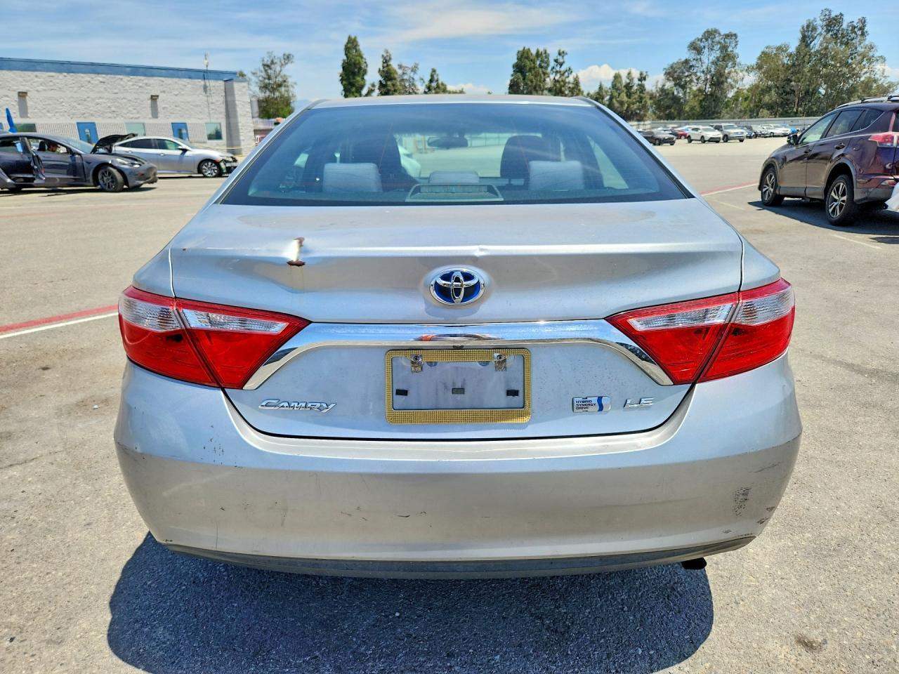 2015 Toyota Camry Hybrid Le - Фото 6