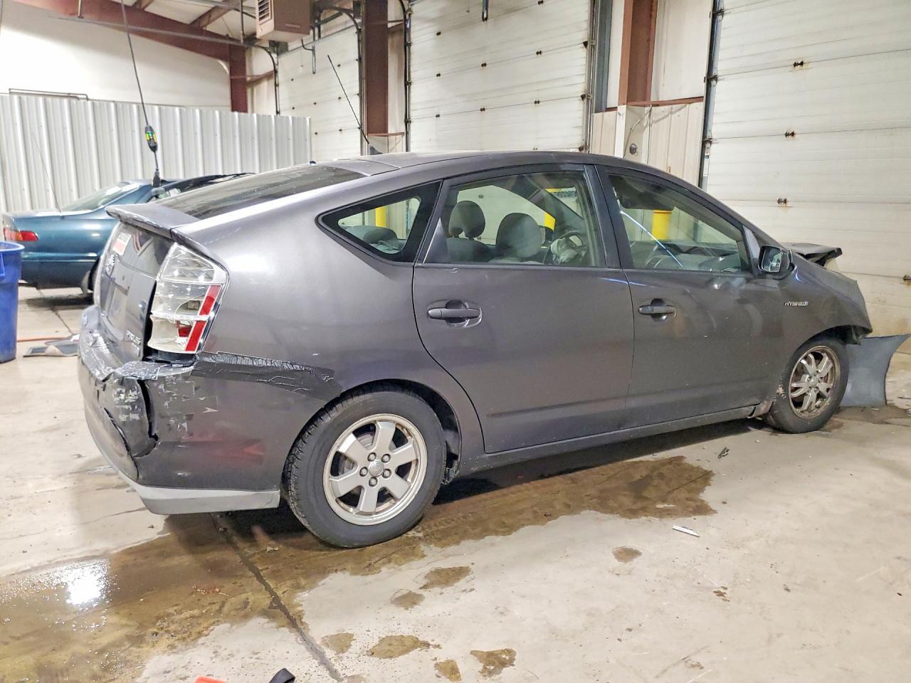 2008 Toyota Prius Base - Фото 3