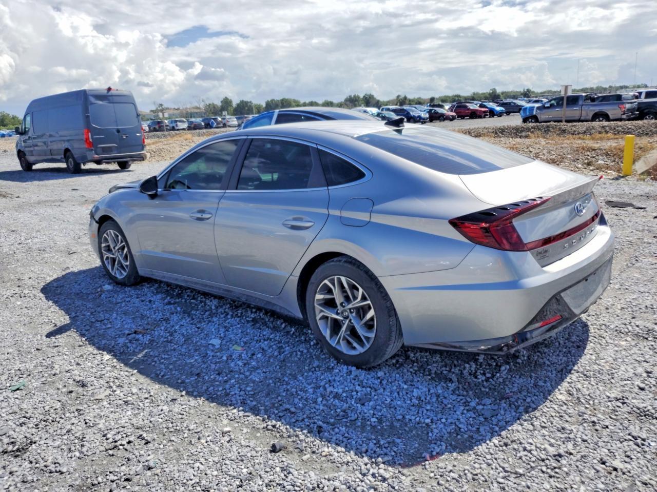 2022 Hyundai Sonata Sel - Фото 2