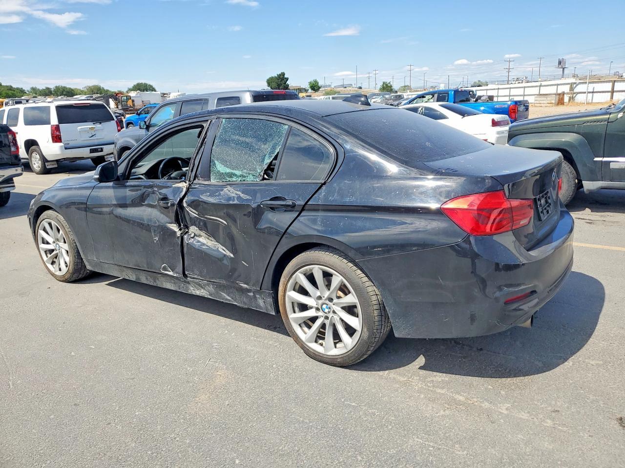 2018 BMW 320 Xi - Image 2