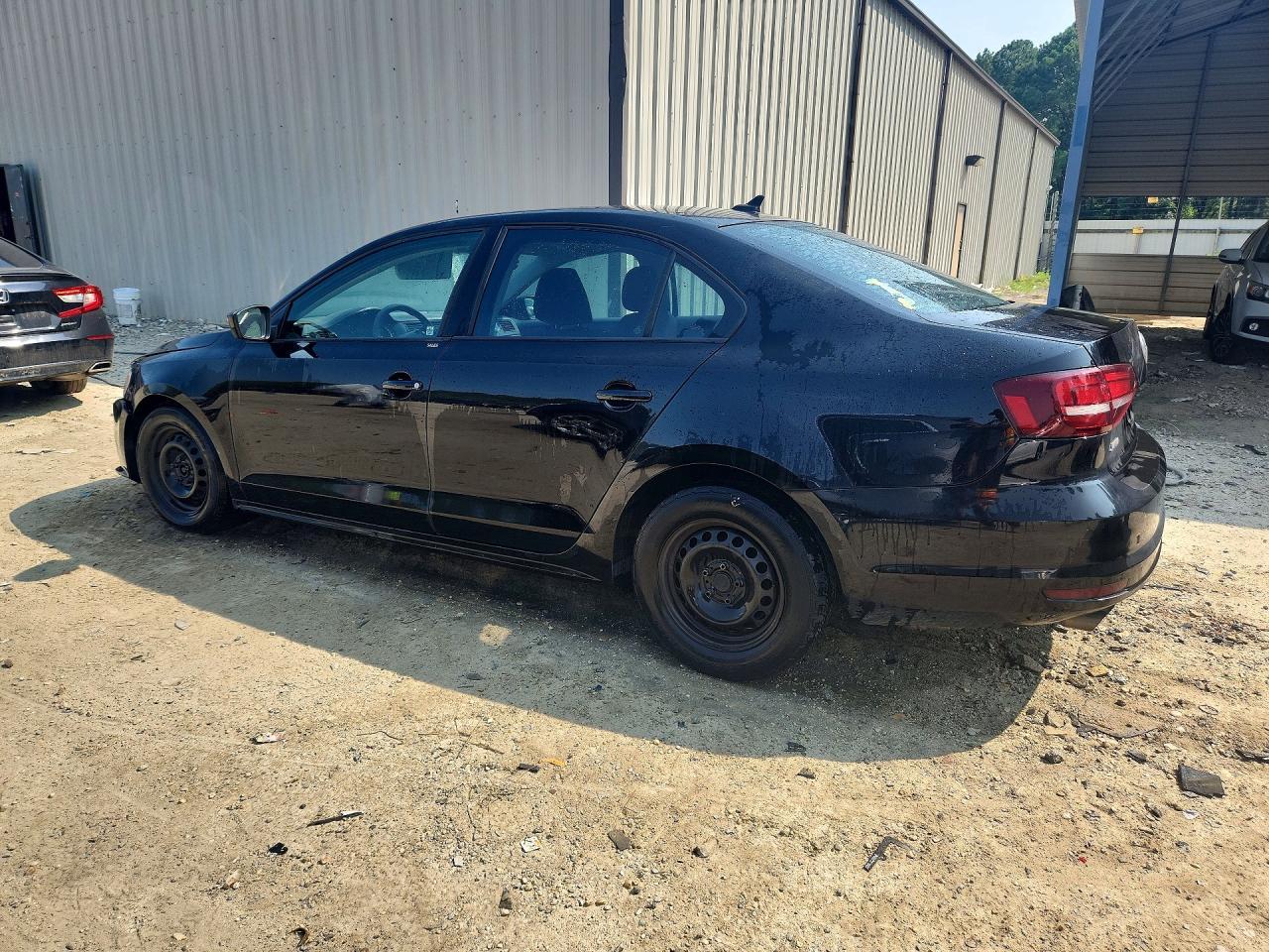 2016 Volkswagen Jetta S - Фото 2