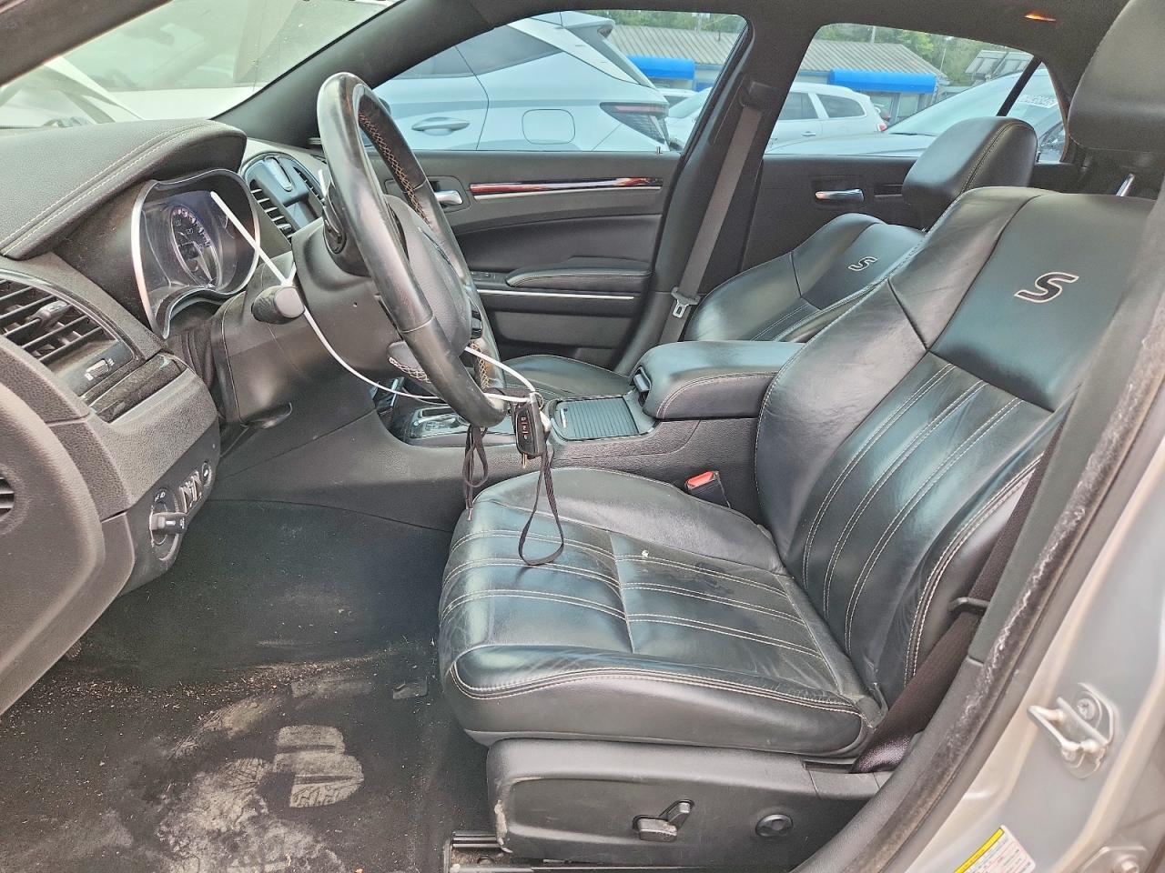 2021 Chrysler 300 S - Фото 7