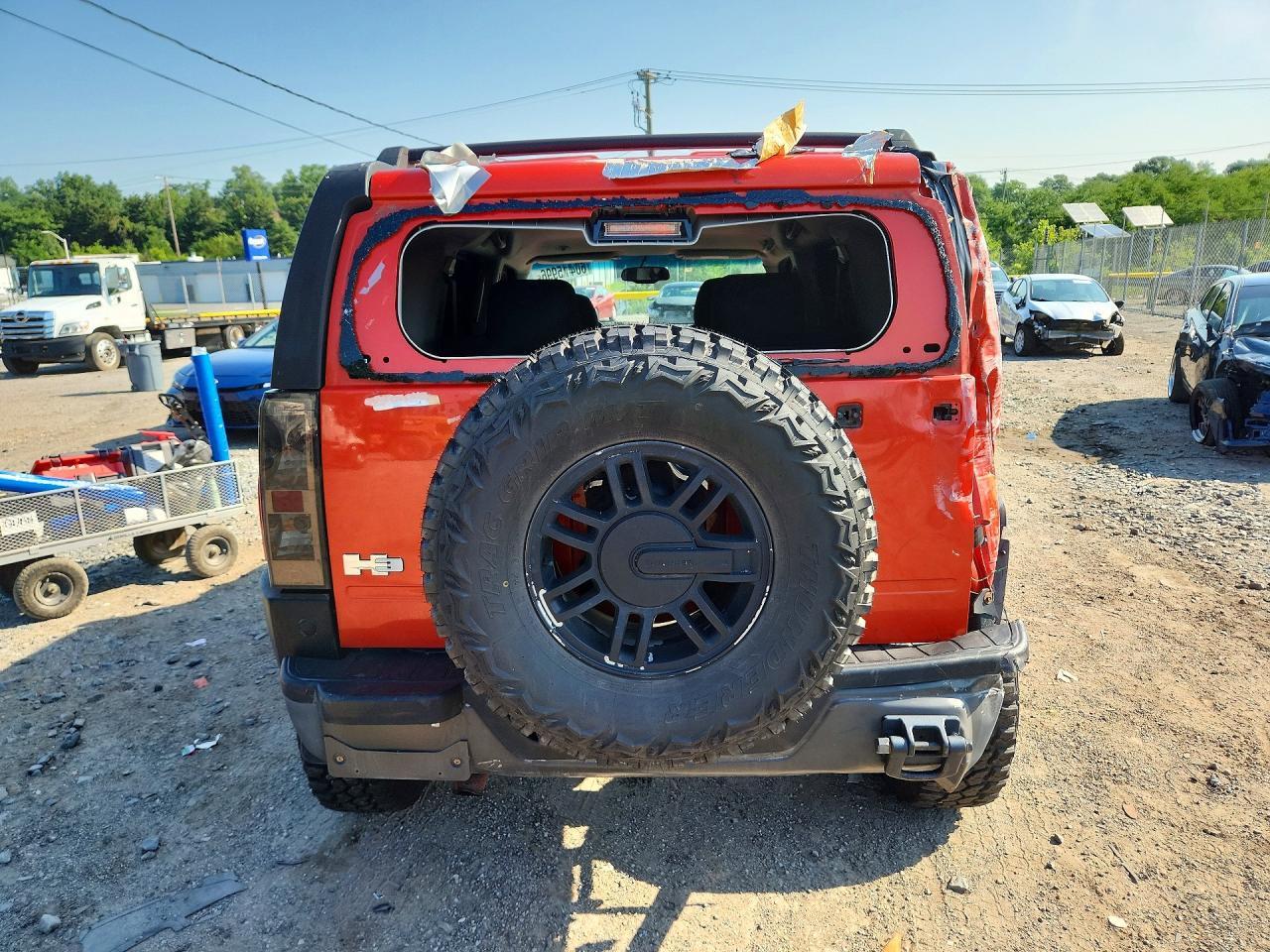 2009 Hummer H3 - Image 6
