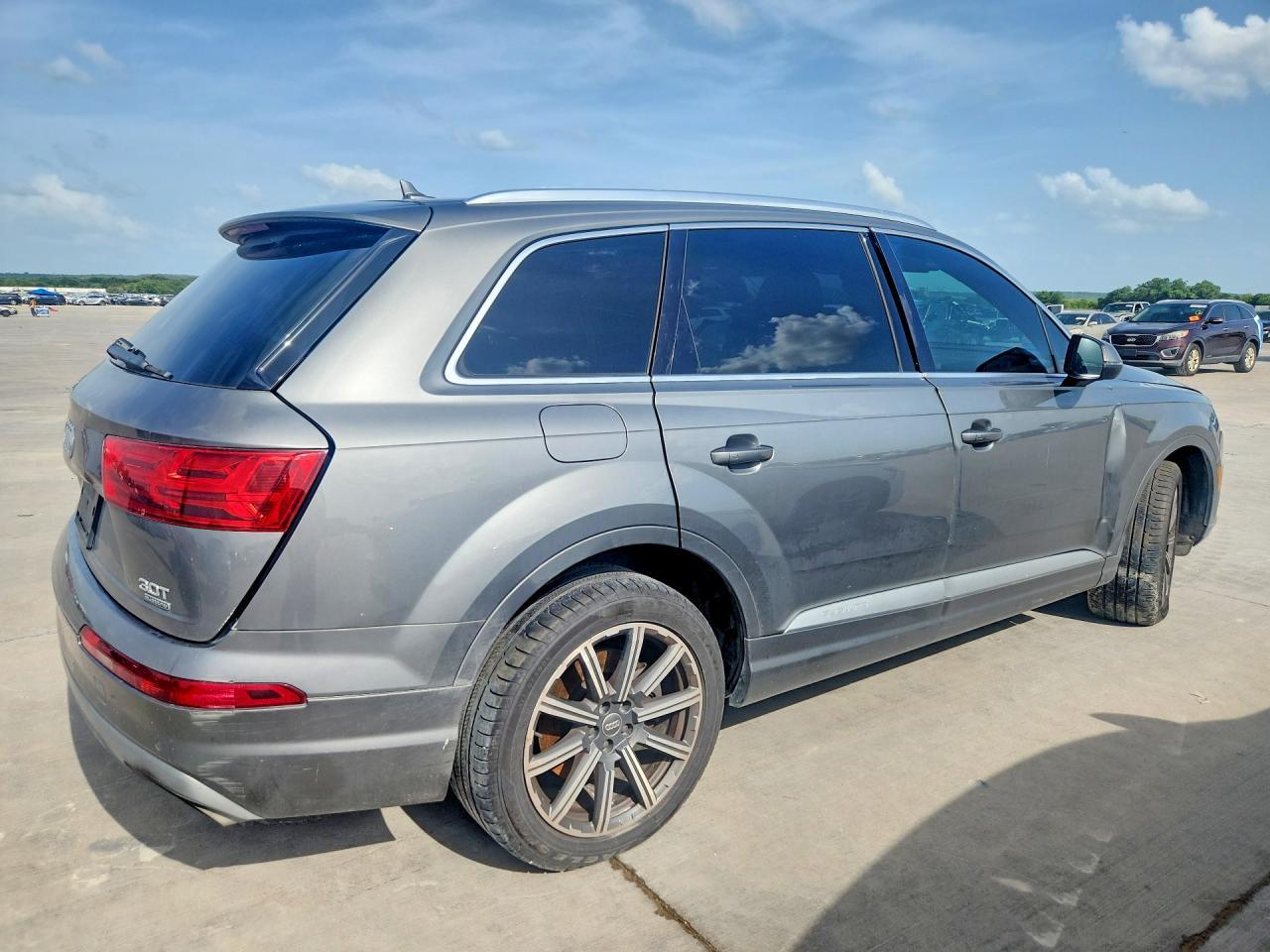 2017 Audi Q7 Premium - Фото 3