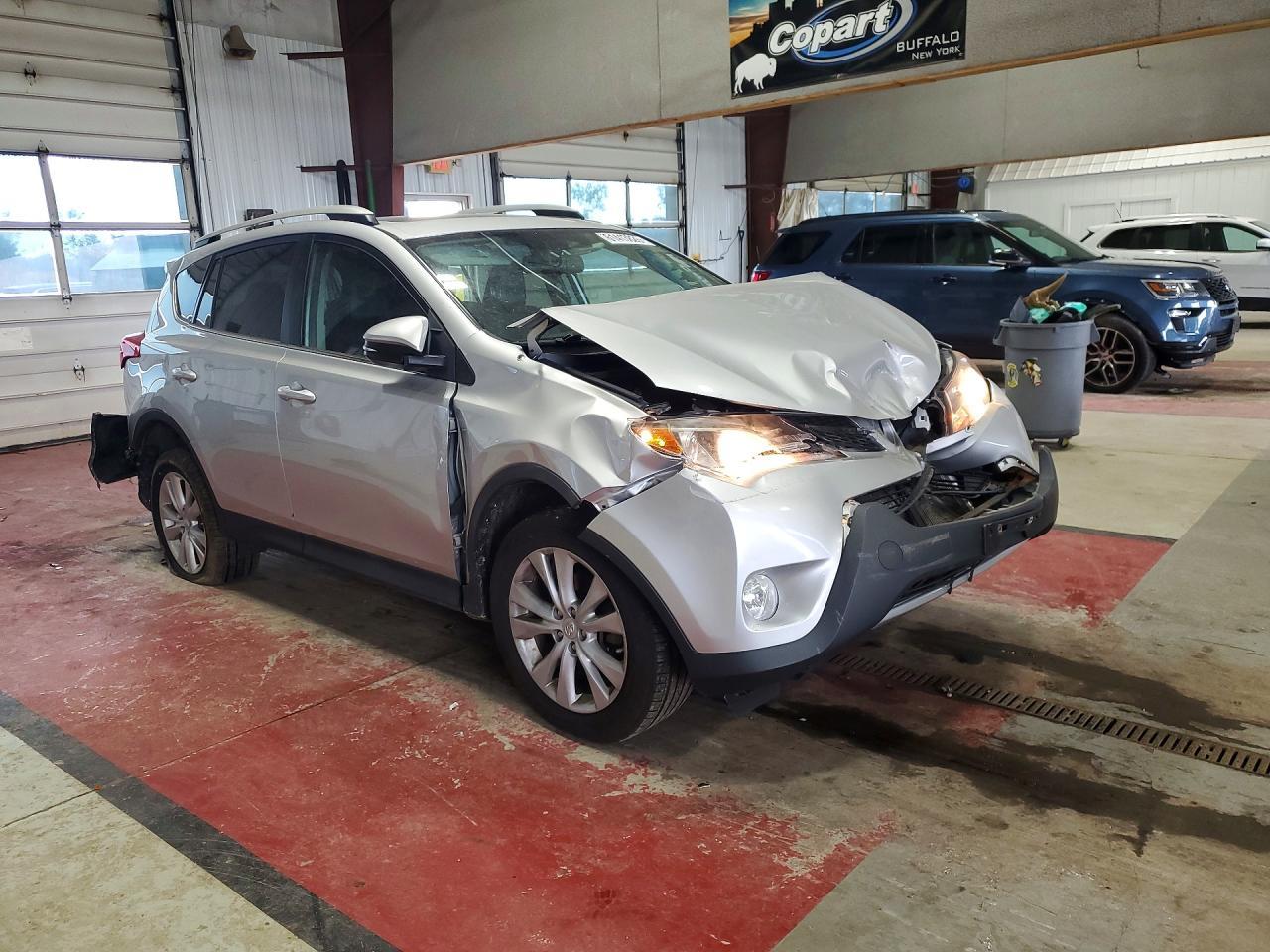 2014 Toyota Rav4 Limited - Image 4