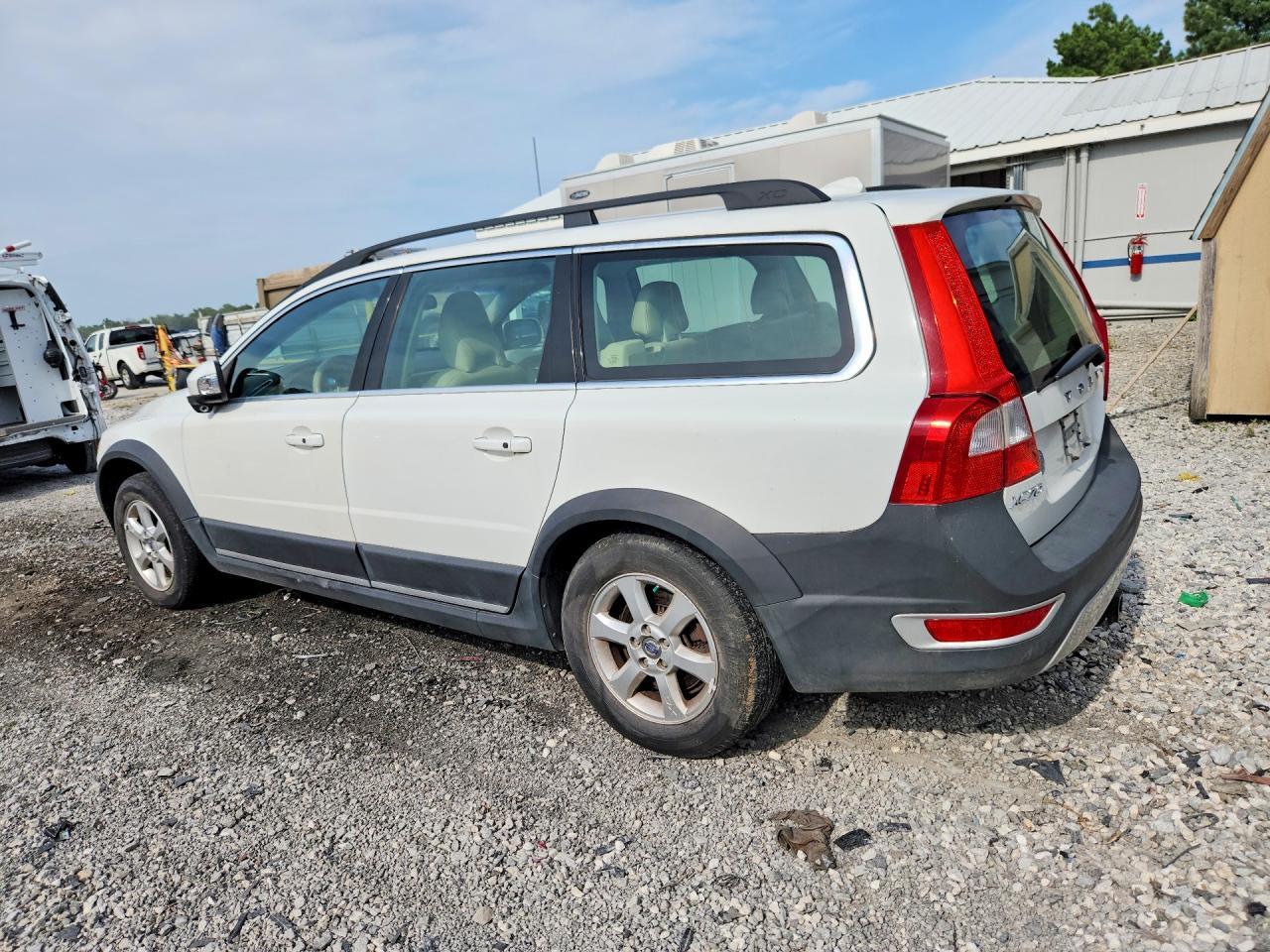 2011 Volvo Xc70 3.2 - Фото 2