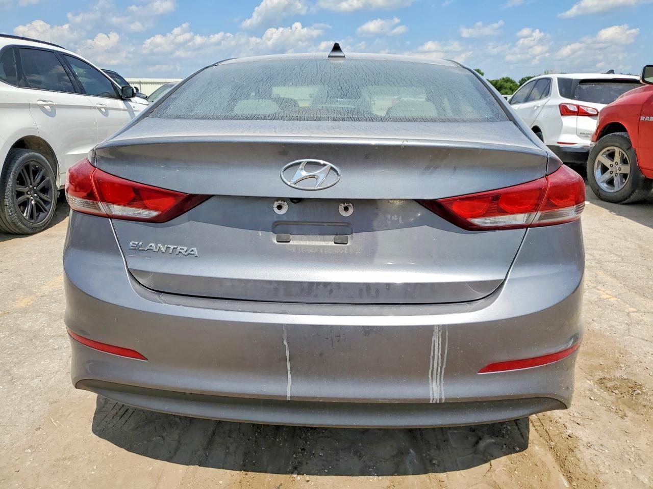 2018 Hyundai Elantra Value Edition - Image 6
