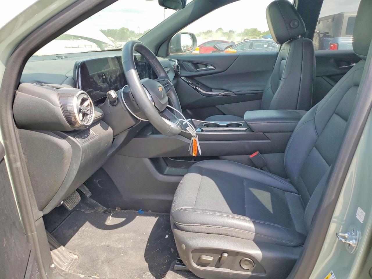 2025 Chevrolet Equinox Lt - Image 7