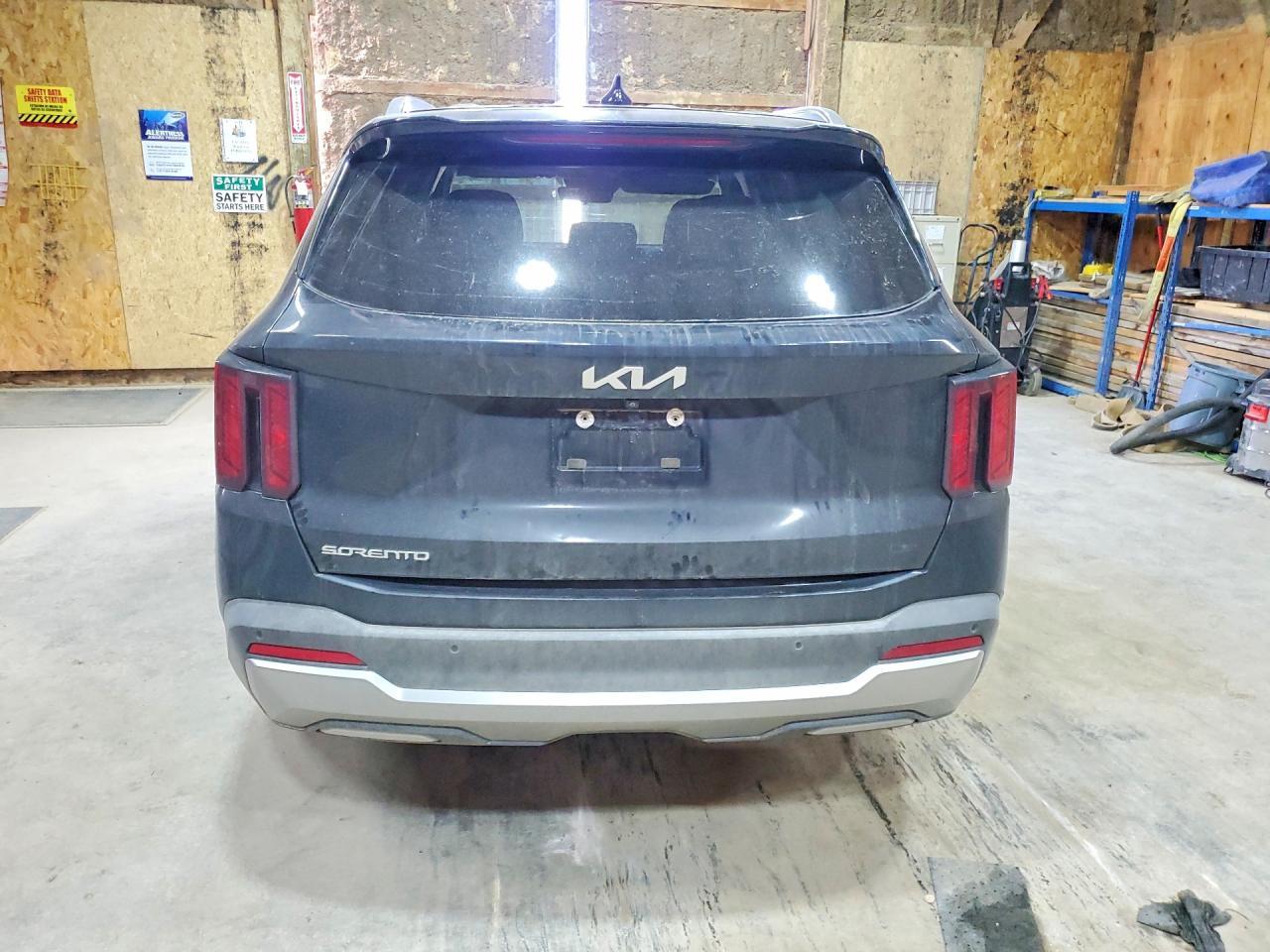 2024 Kia Sorento S - Фото 6