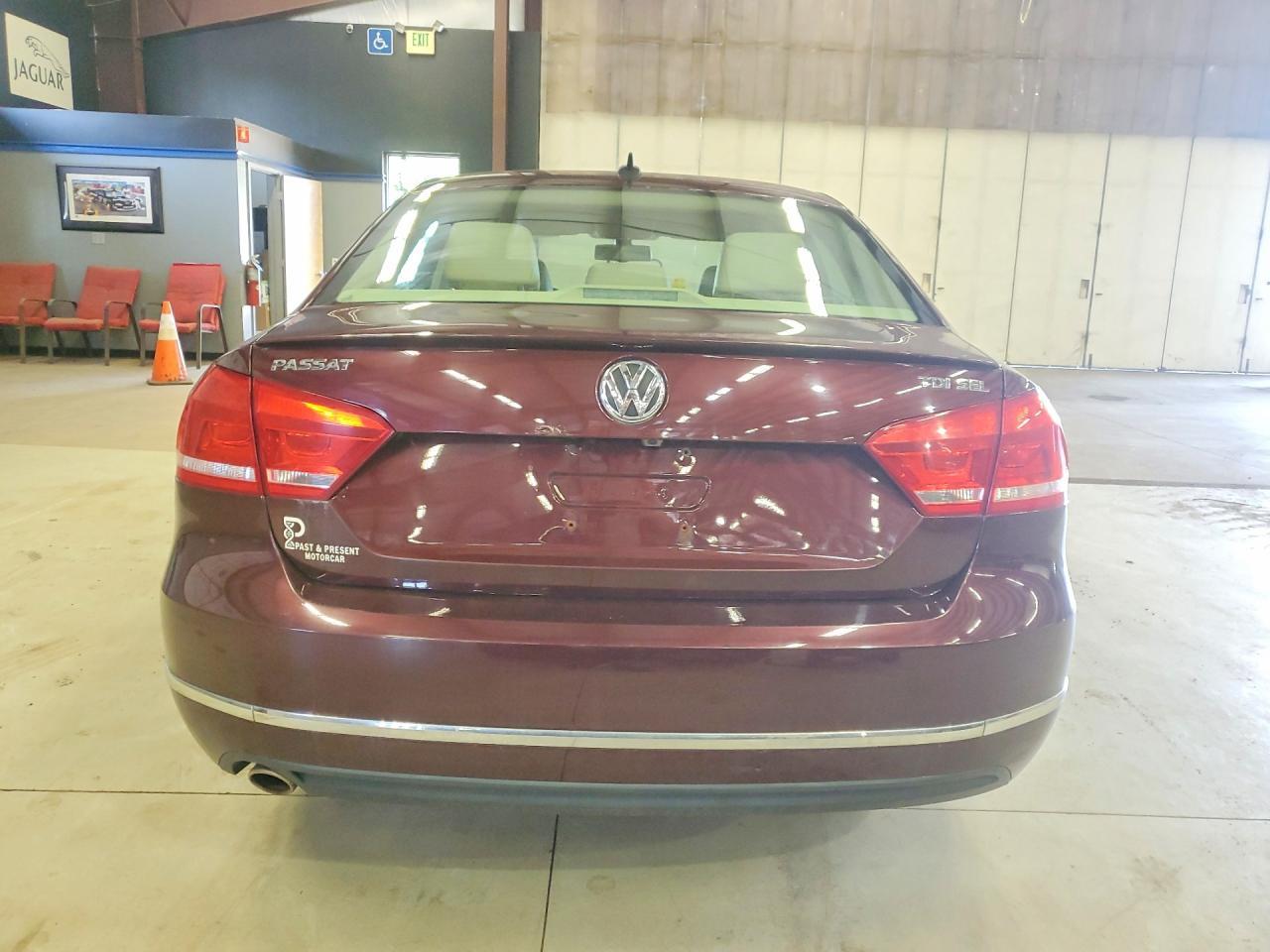 2013 Volkswagen Passat Sel - Image 6