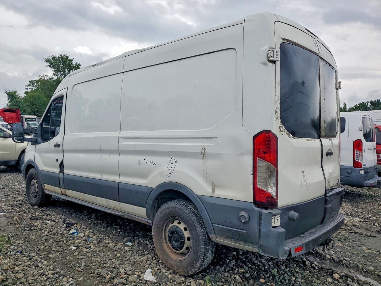 2015 Ford Transit T-250 - Фото 2