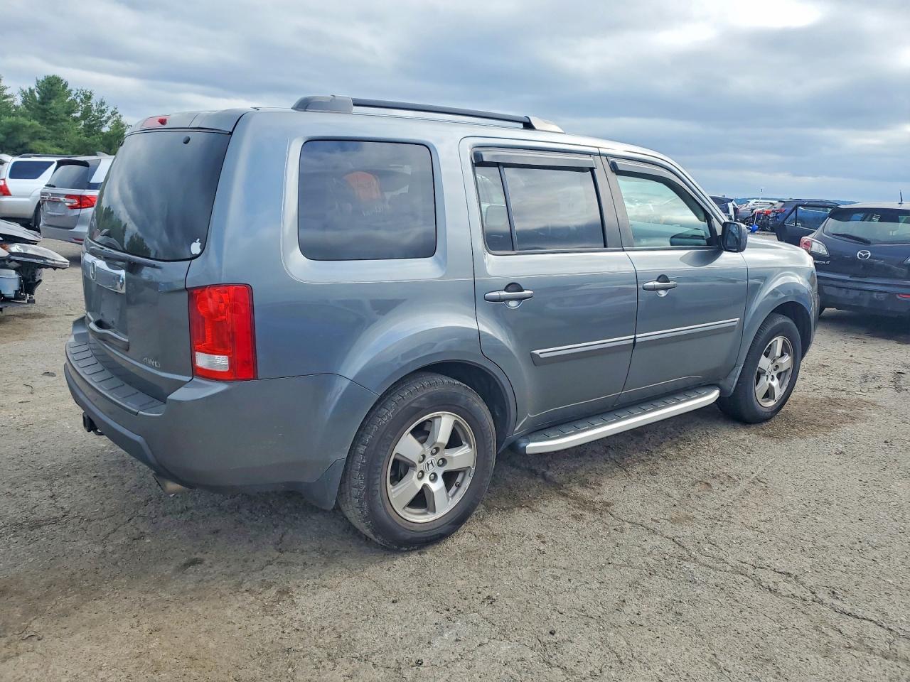 2010 Honda Pilot Ex - Image 3