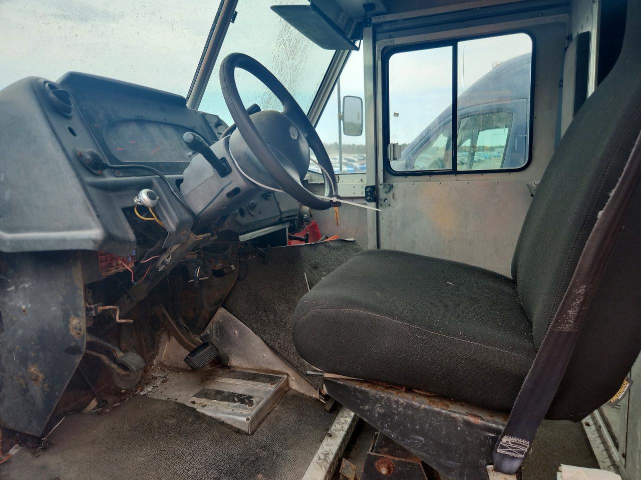 2003 Ford Econoline E450 Super Duty Commercial Stripped Chassis - Фото 7