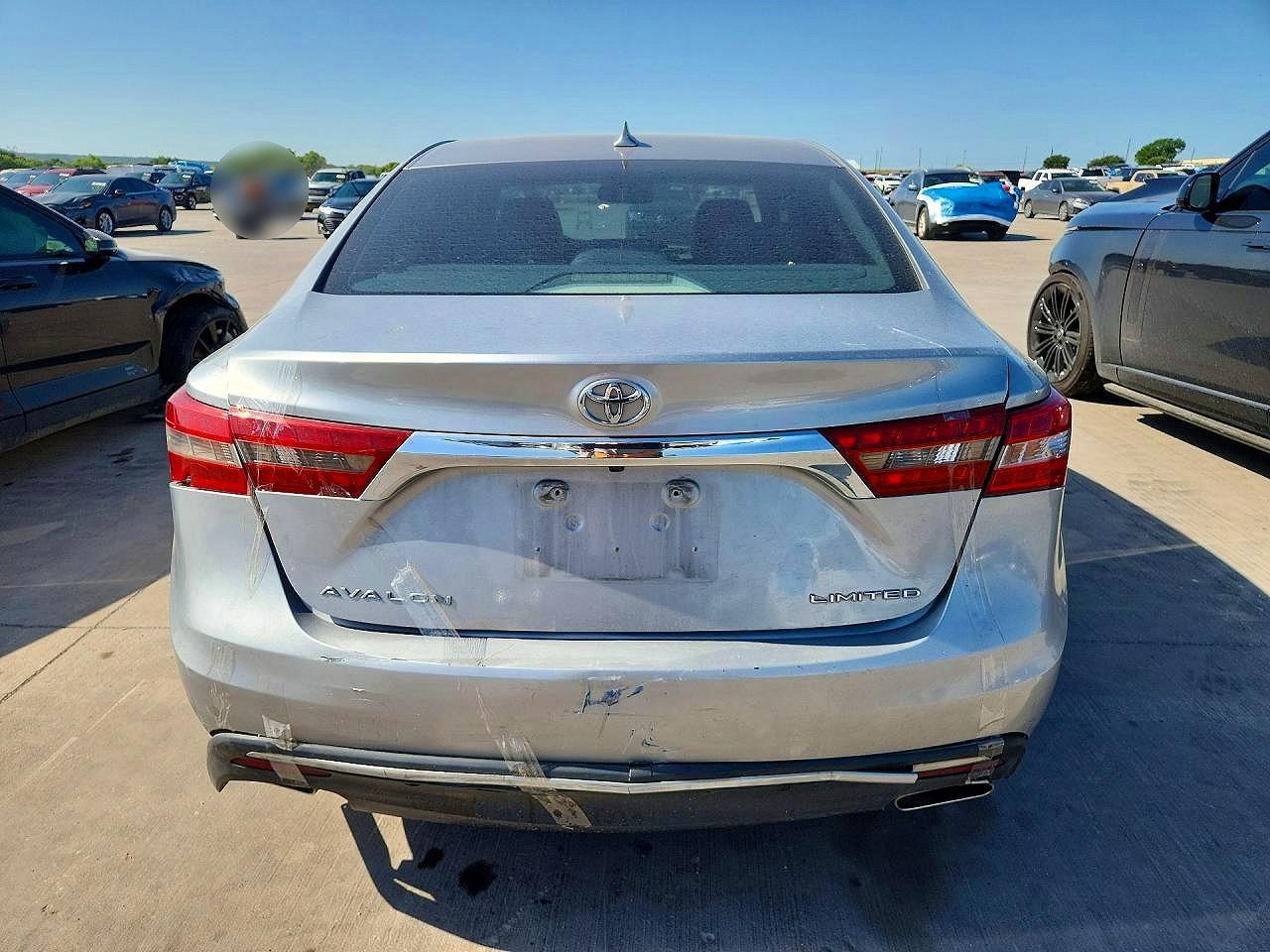 2016 Toyota Avalon Limited - Image 6