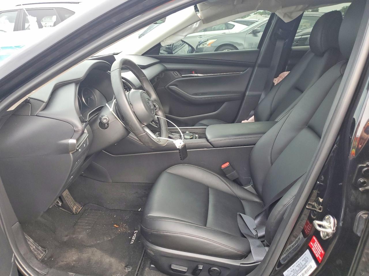 2025 Mazda 3 Preferred - Фото 7