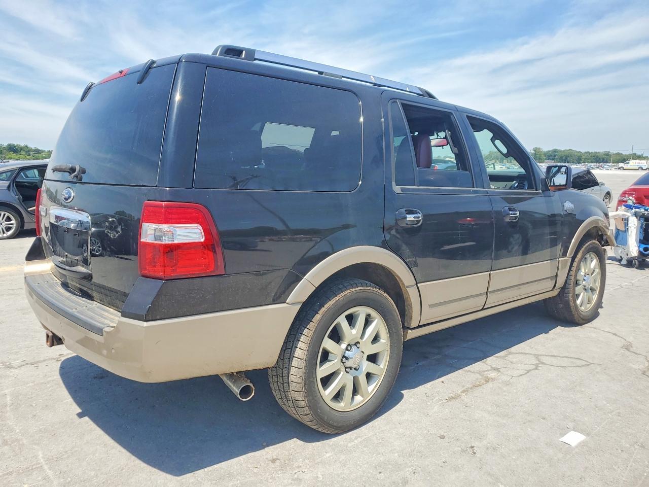 2013 Ford Expedition Xlt - Image 3
