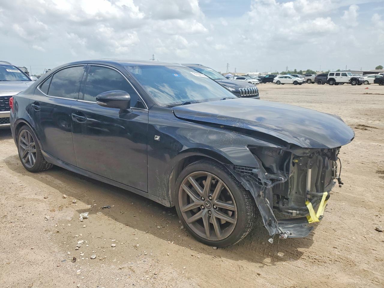 2016 Lexus Is 200T - Image 4