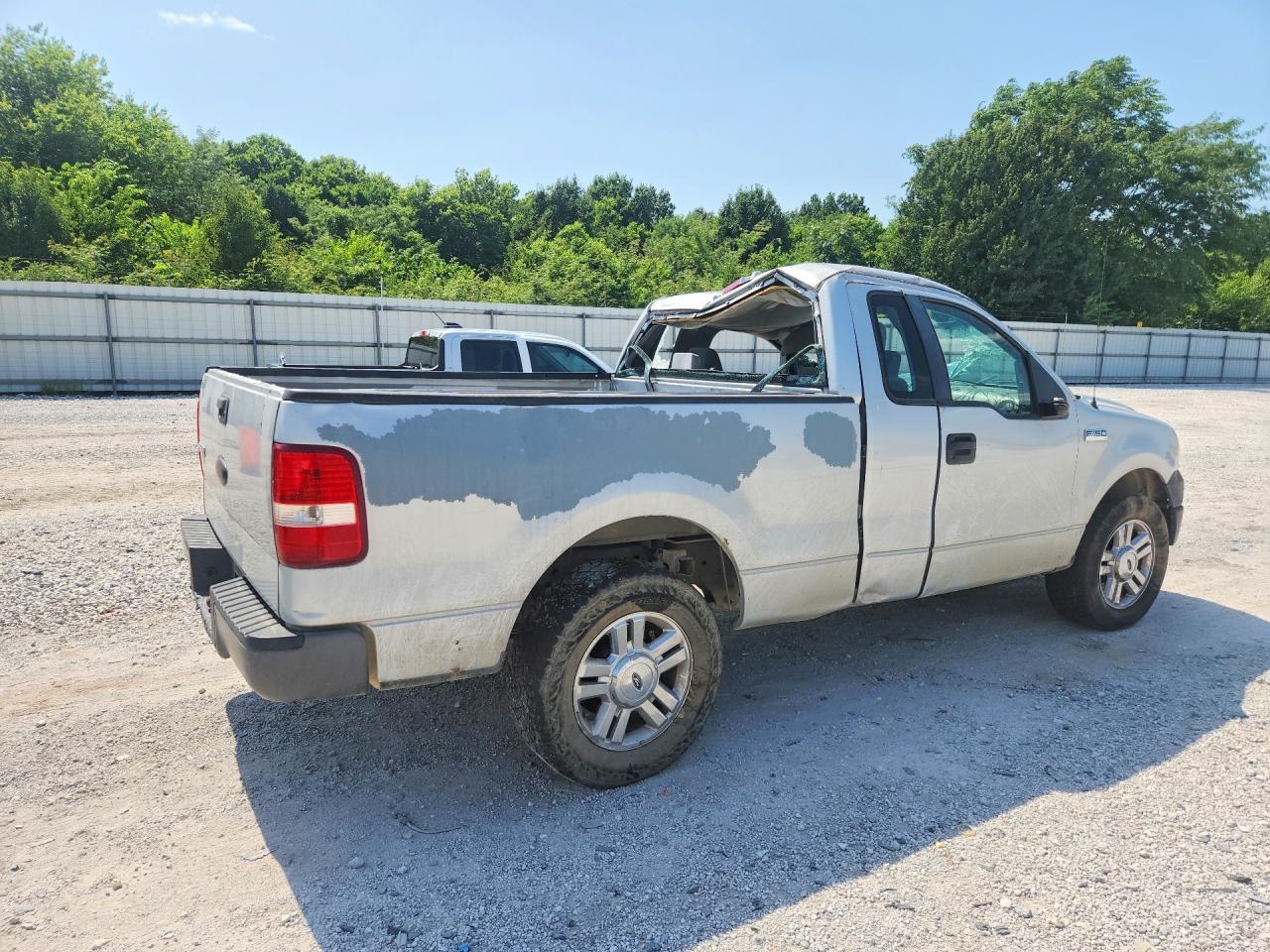 2008 Ford F150 - Фото 3