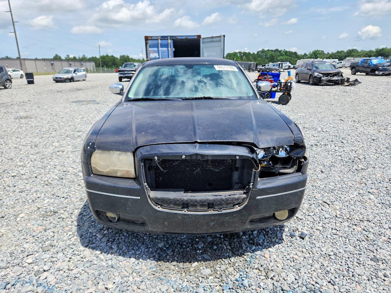 2010 Chrysler 300 Touring - Image 5