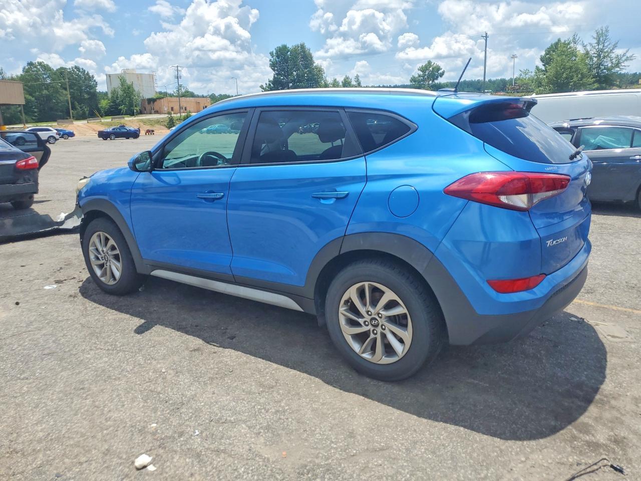 2017 Hyundai Tucson Se - Image 2