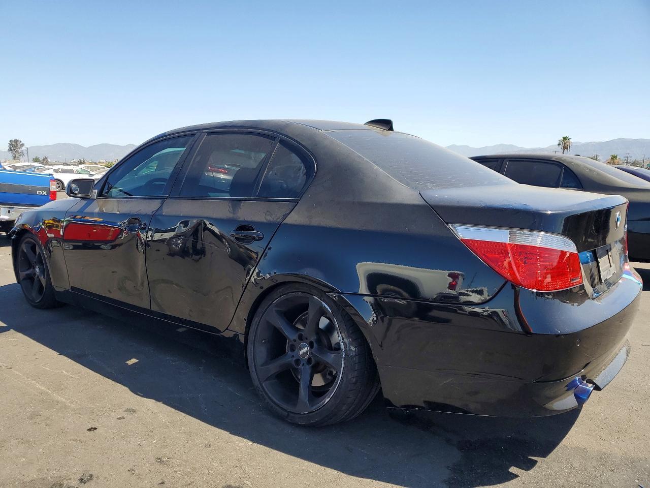 2006 BMW 530 I - Фото 2