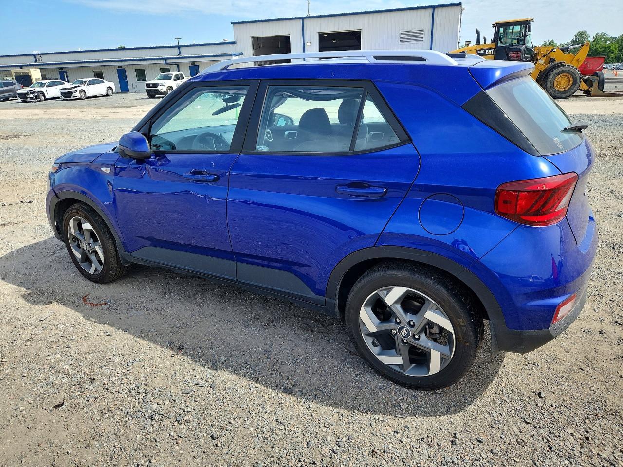 2025 Hyundai Venue Sel - Фото 2