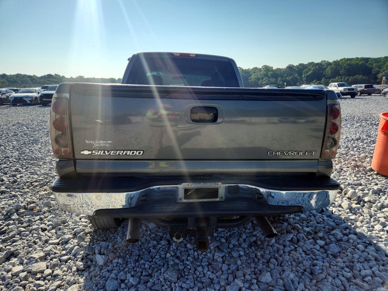 2002 Chevrolet Silverado C1500 - Image 6