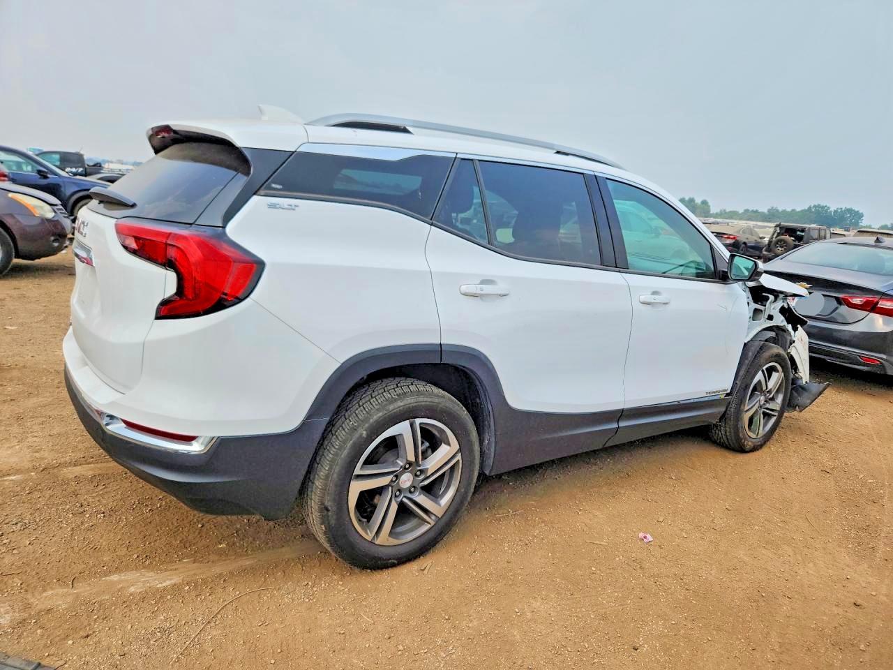 2019 GMC Terrain Slt - Image 3
