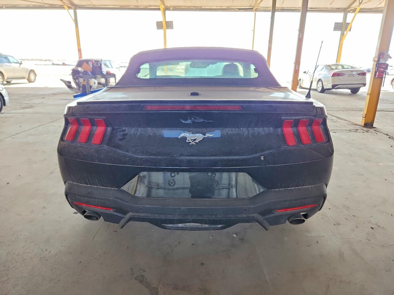 2024 Ford Mustang - Фото 6