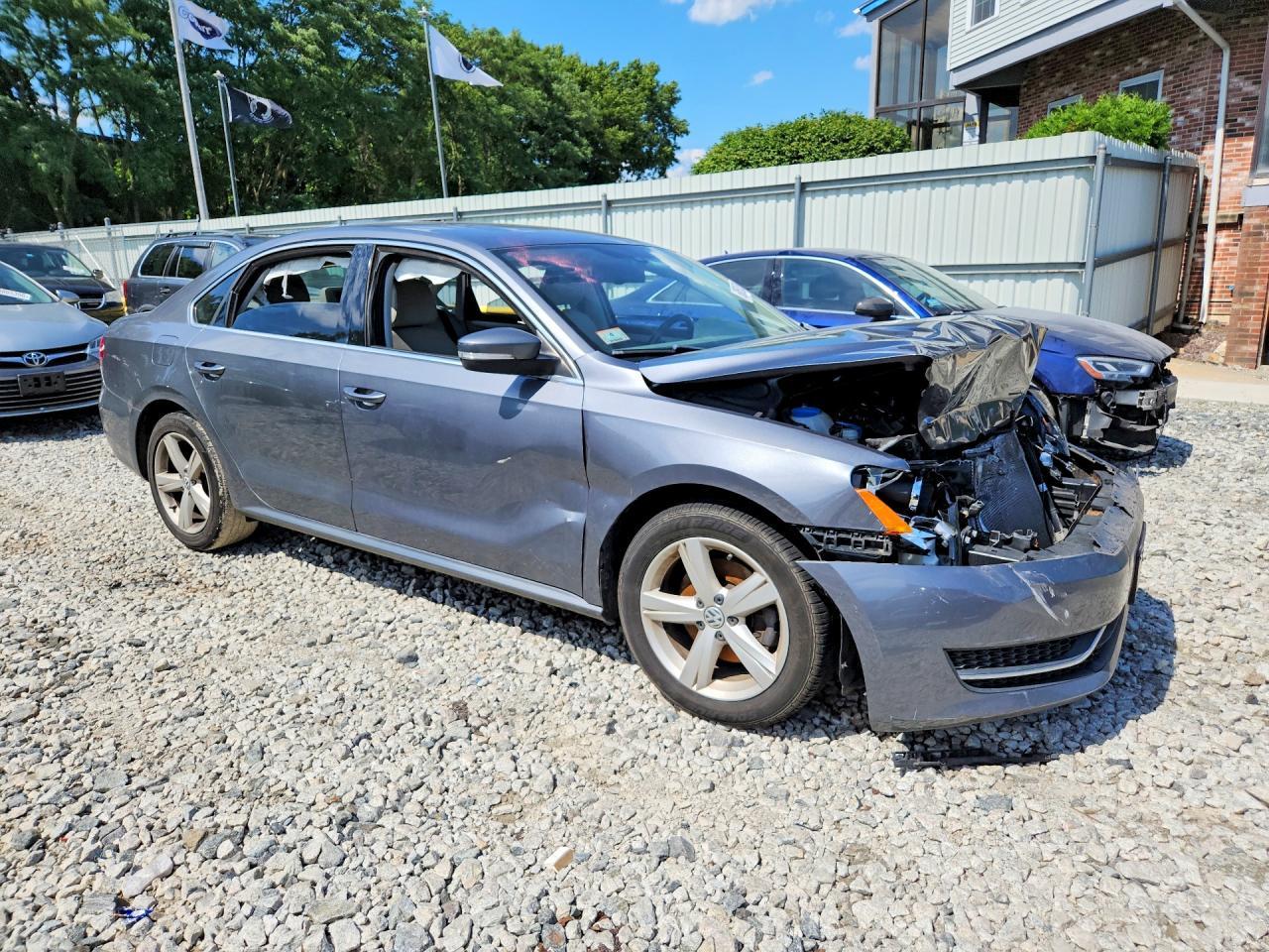 2013 Volkswagen Passat Se - Фото 4
