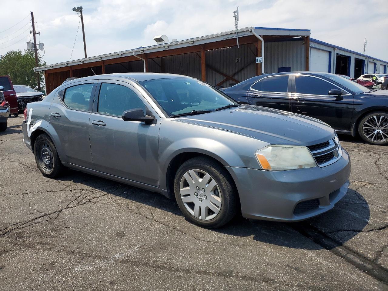 2013 Dodge Avenger Se - Image 4
