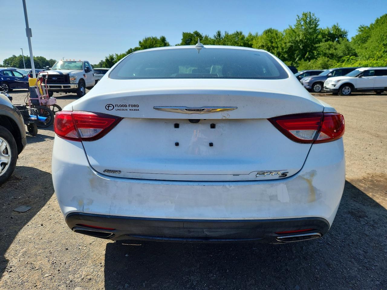 2016 Chrysler 200 S - Image 6