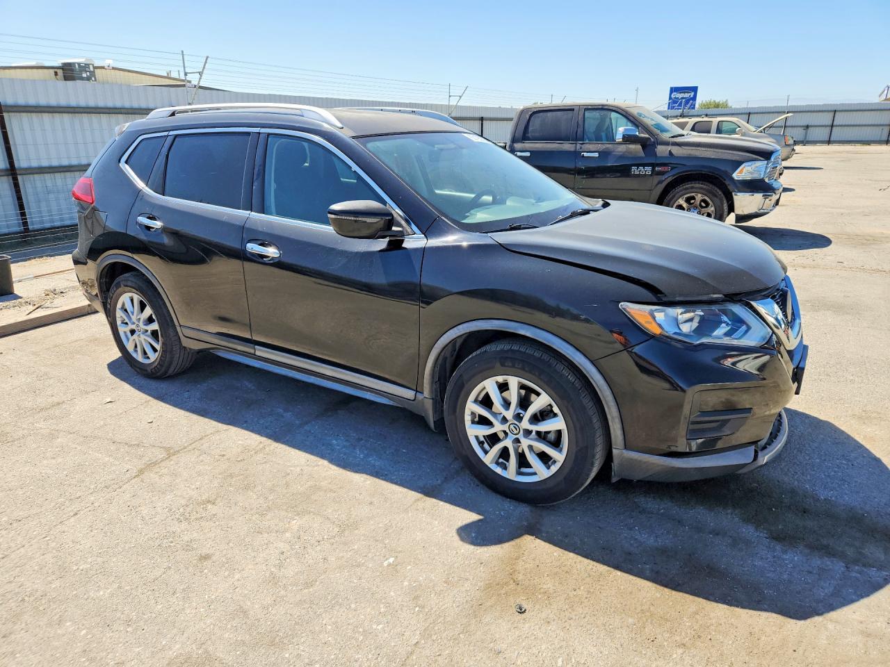 2018 Nissan Rogue Sv - Image 4