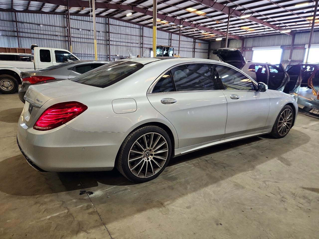 2017 Mercedes-Benz S 550 4Matic - Фото 3