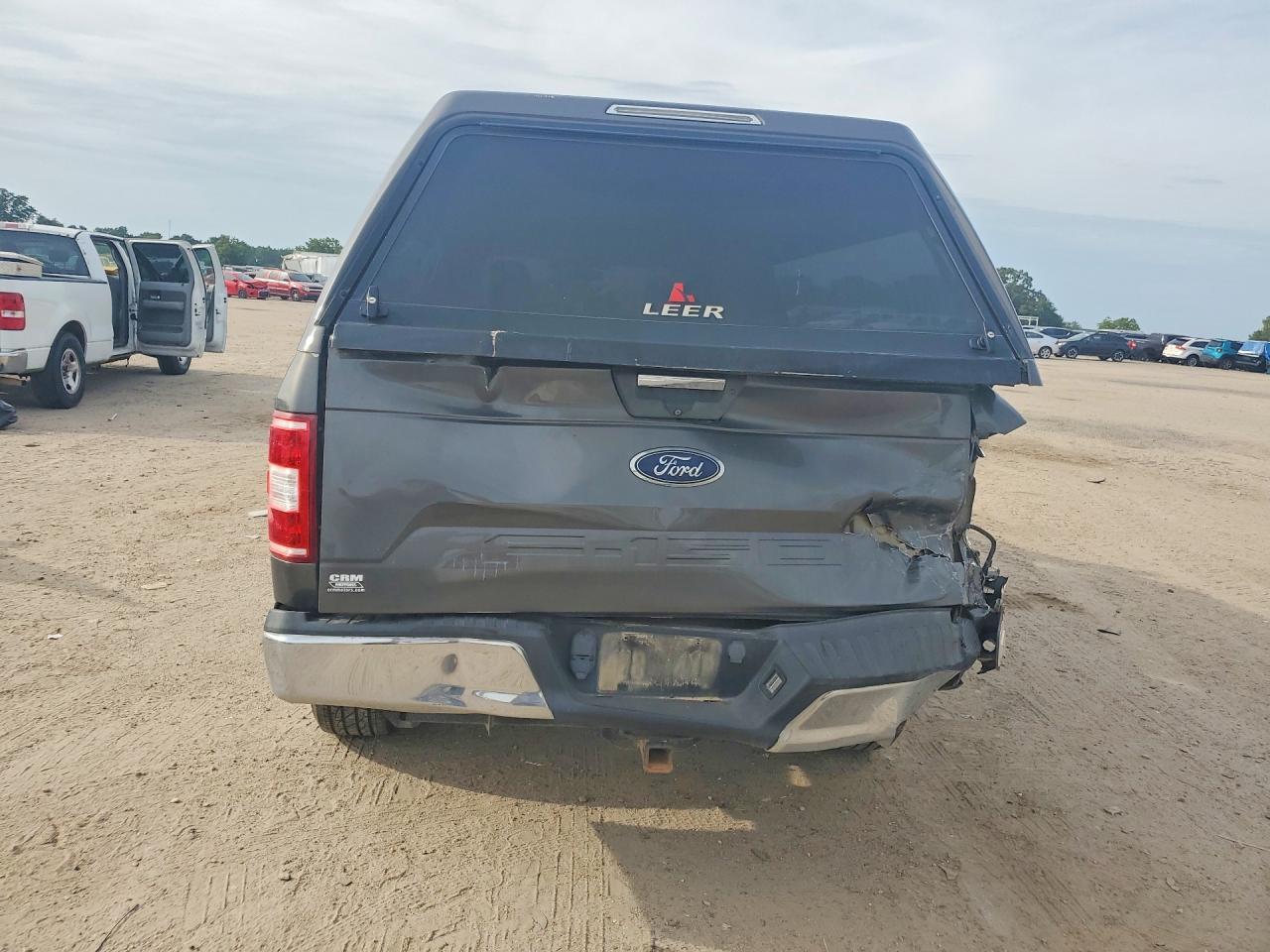 2018 Ford F150 Super Cab - Фото 6