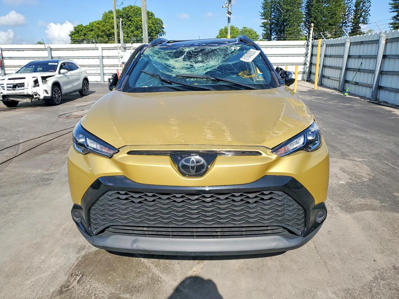 2024 Toyota Corolla Cross Hybrid Se - Фото 5
