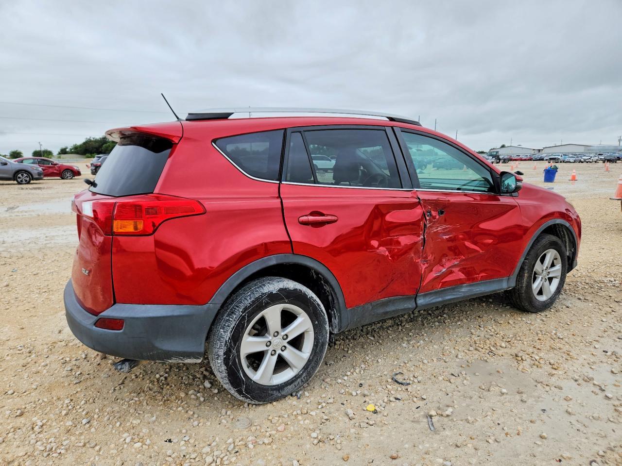 2014 Toyota Rav4 Xle - Image 3