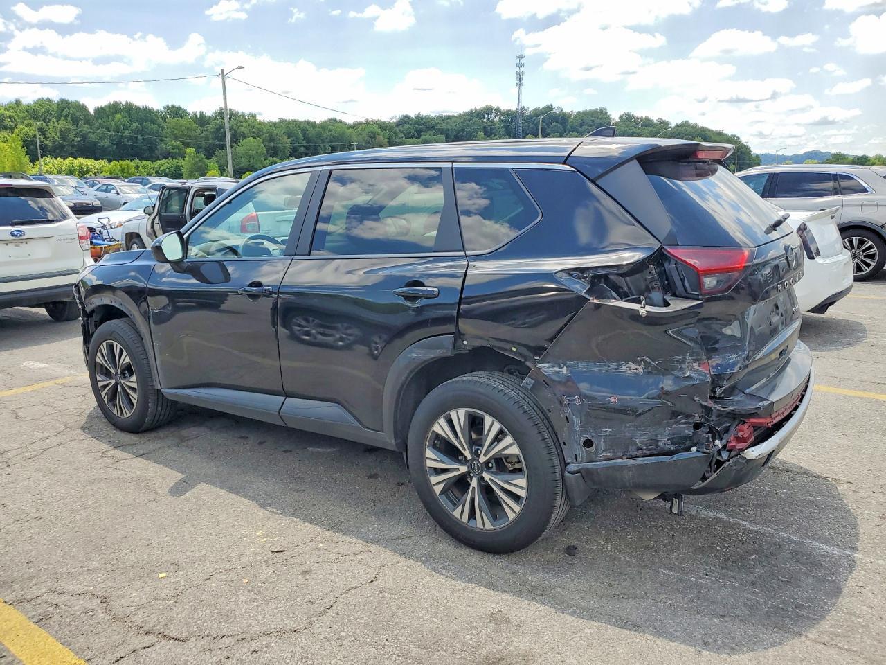2023 Nissan Rogue Sv - Фото 2