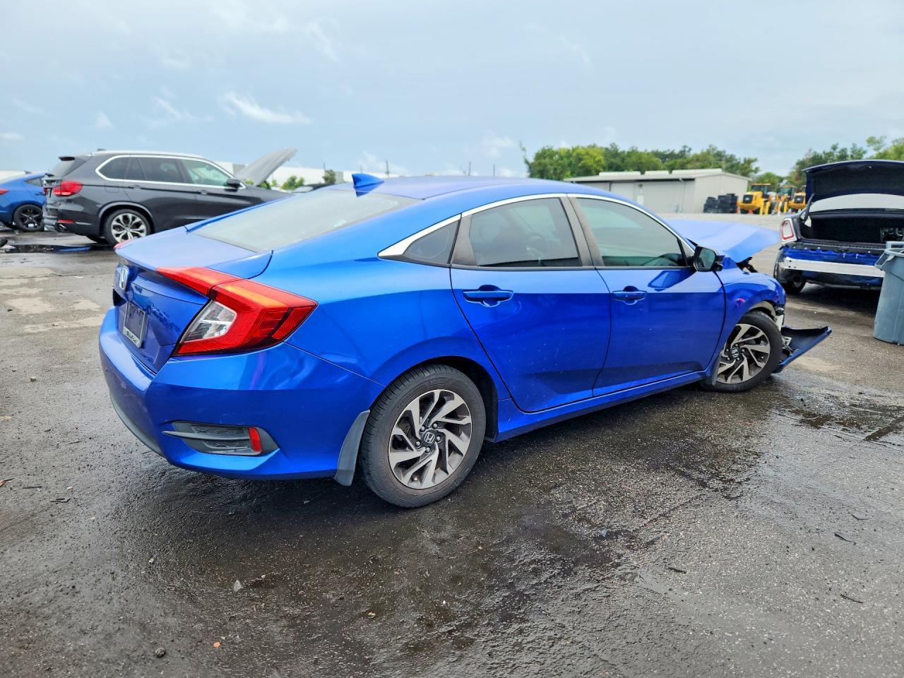 2017 Honda Civic Ex - Image 3