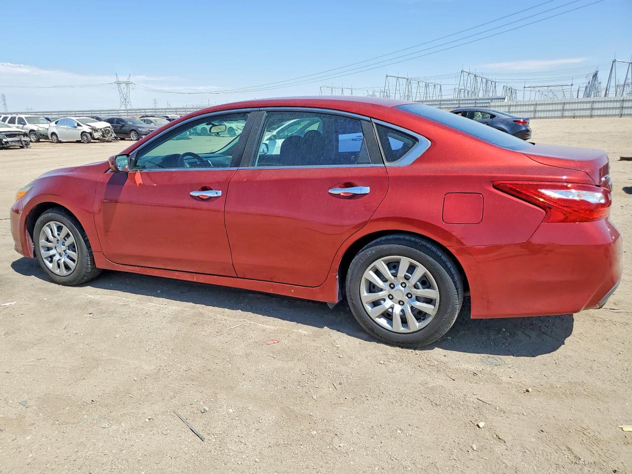 2016 Nissan Altima 2.5 S - Фото 2